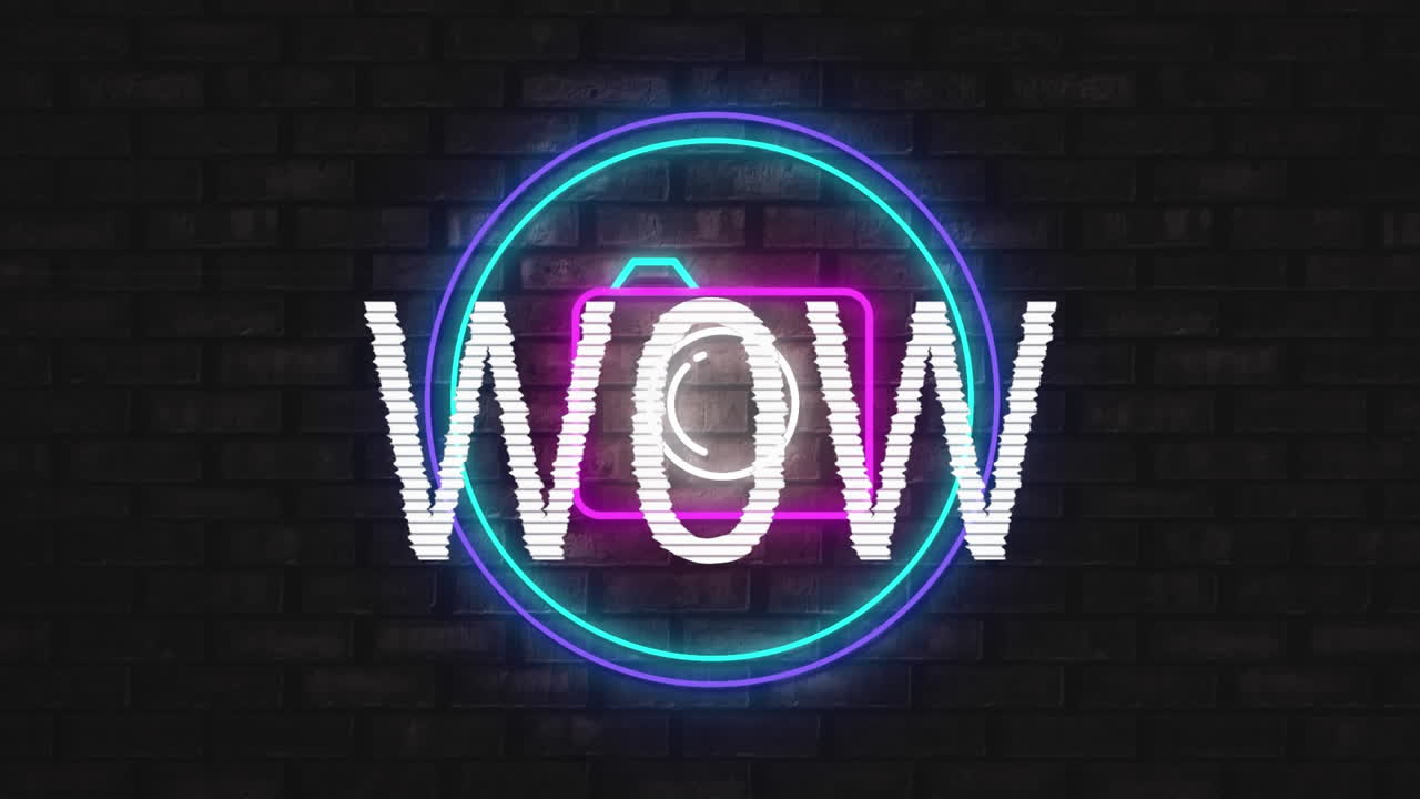 벽돌 벽 배경에  ⁇ 박이는 네온과 카메라 아이콘과 함께 와우 텍스트의 애니메이션