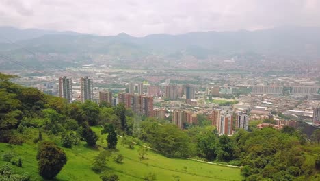 Slow-panning-shot-of-skyline-and-hills-of-Medellin,-Colombia