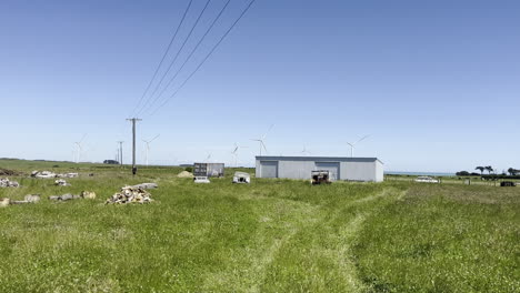 Windkraftanlagen-Zur-Erzeugung-Von-Windenergie-Im-Windpark-Waipipi-In-Taranaki,-Neuseeland