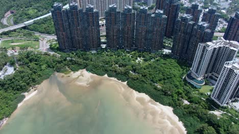 Aerial-view-of-Starfish-bay-skyline-in-Ma-On-Shan,-Hong-Kong