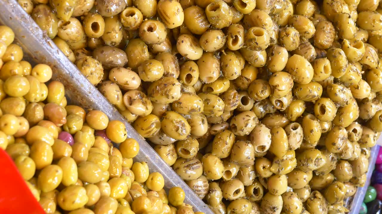 ассортимент оливков