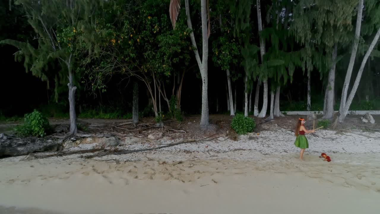 섬 4k에서 옷을 입은  ⁇ 라 댄서