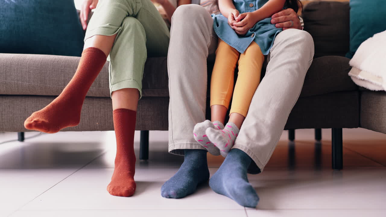 tiempo familiar en el sofá