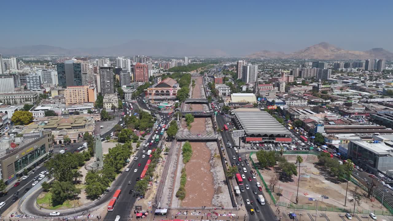 vistas de viviendas y edificios en el centro de la ciudad