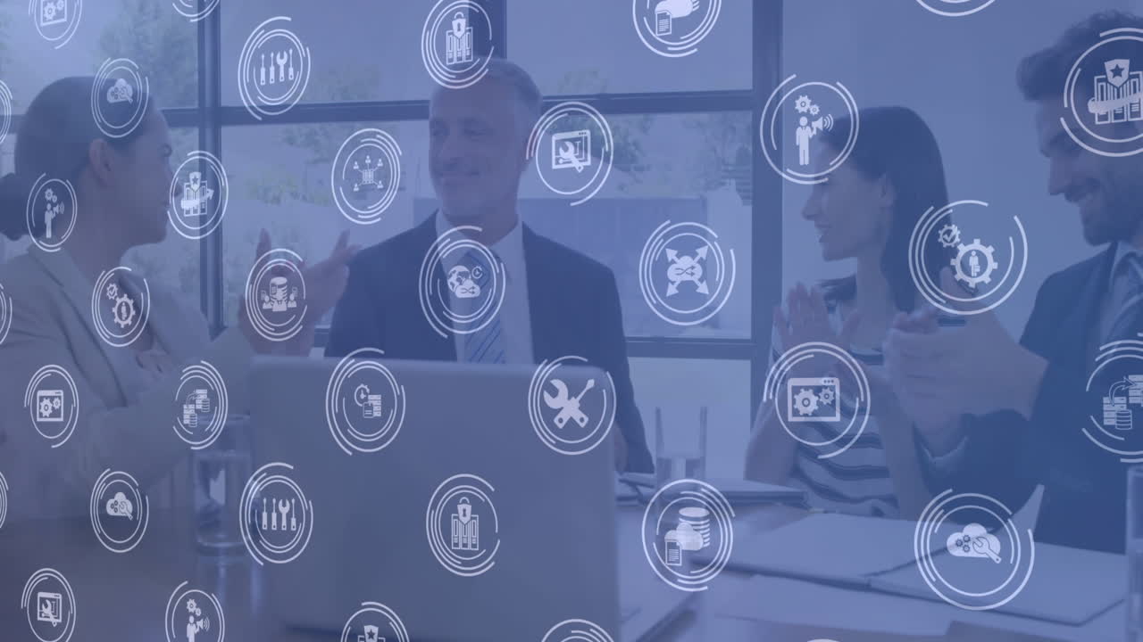 animación de conexiones con iconos y procesamiento de datos sobre personas de negocios