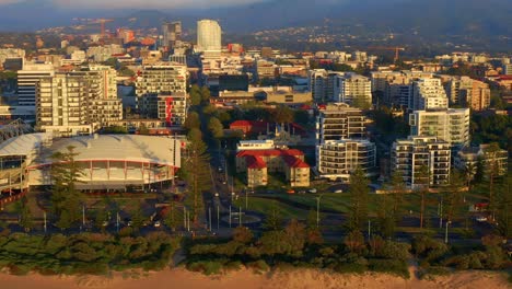 Win-Stadion-Und-Hochhäuser-An-Der-Küste-Von-Wollongong,-Nsw,-Australien