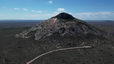 Frenchman-Peak-in-Cape-Le-Grand-National-Park-near-Esperance,-Western-Australia