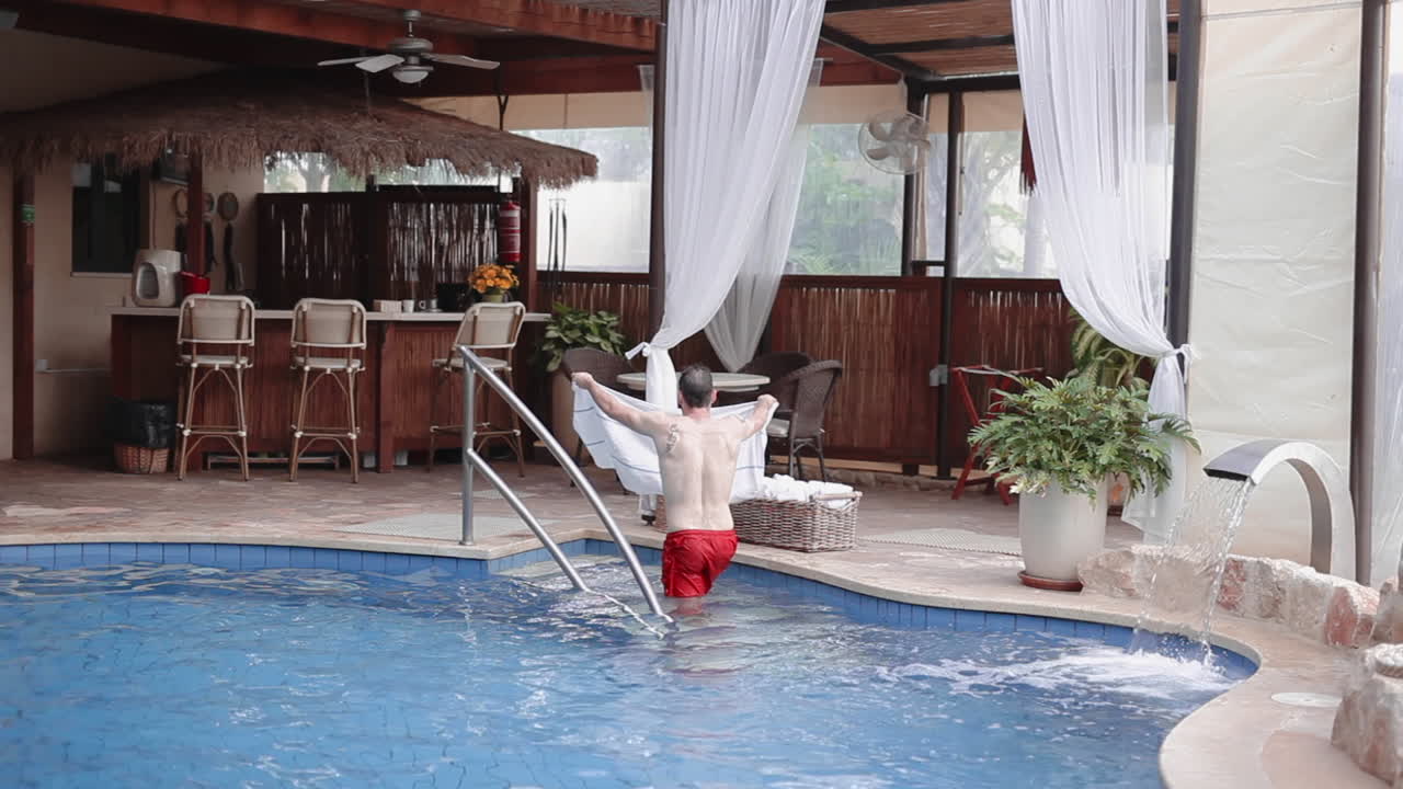 exfoliante de lujo después de nadar en los altos del golán israel limpieza