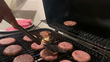 grilling up some burgers hd