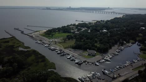 Harbor-overview-in-Ocean-Springs,-Mississippi