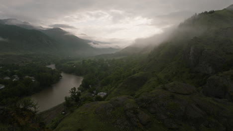 Misty-sky-in-early-morning,-overlooking-ruins-of-historical-Georgian-landmark