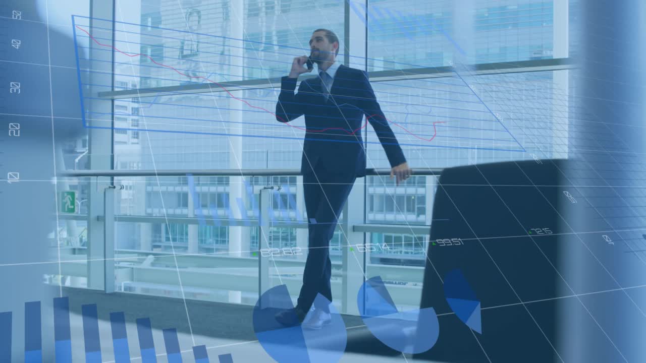 Animazione di dati finanziari e grafici su uomo d'affari caucasico che usa lo smartphone