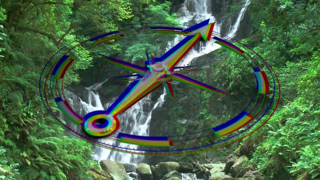 Bússola 3D flutuando centralizada sobre uma cachoeira, quadros iniciando rotação, mostrando efeito RGB para tecnologia.