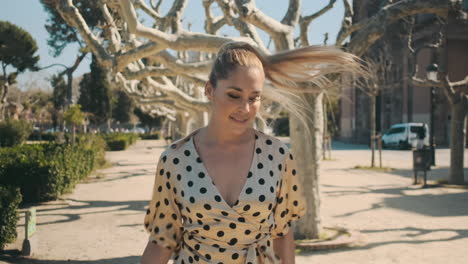 Stylish-young-woman-running-in-the-park.