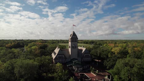 el parque assiniboine en winnipeg, mb