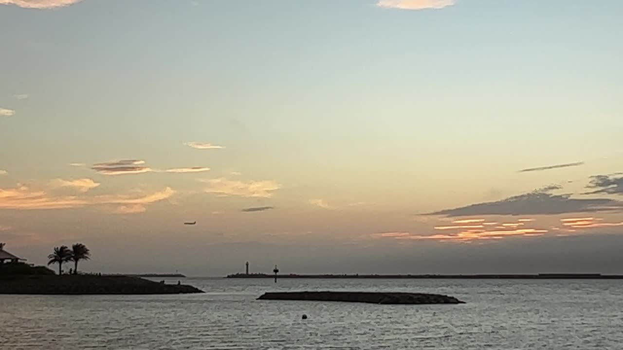 오키나와 나하 우미소라 공원의 저녁 풍경