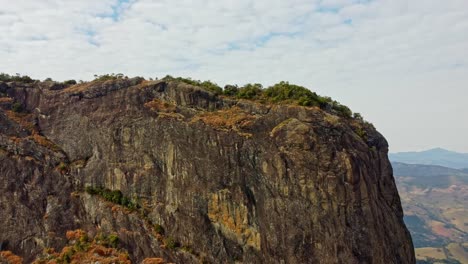 Formación-Rocosa-De-Piedra-Bau