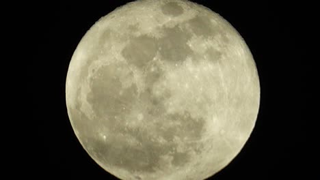 close up moon light in dark sky