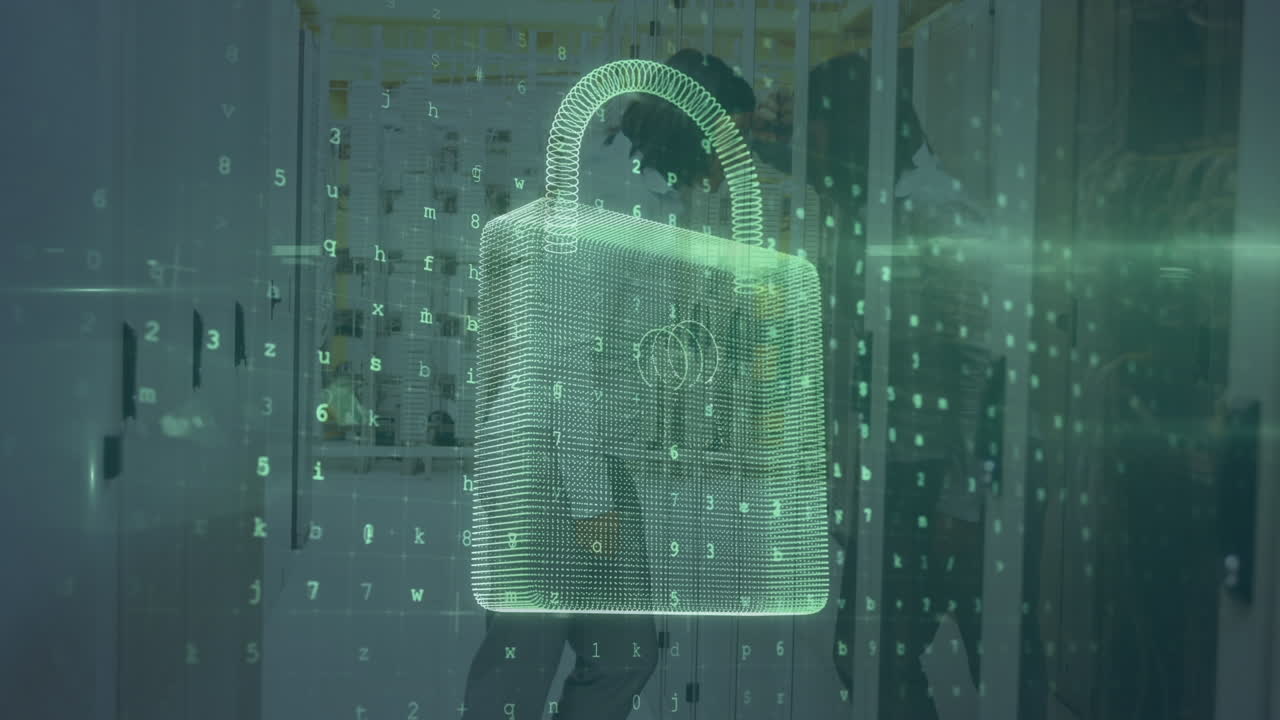 animación de texto de ataque cibernético y candado sobre técnica informática caucásica por servidor