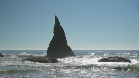 wizards hat formación rocosa en bandon en la costa de oregon