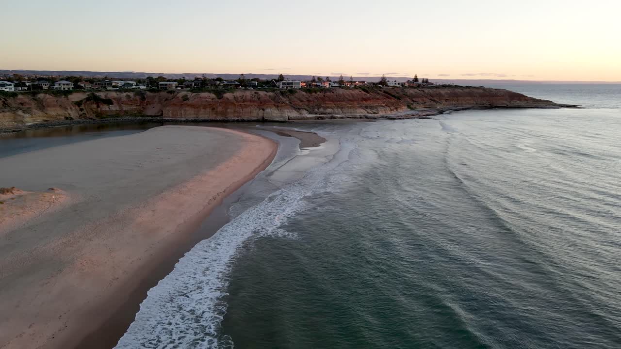 la desembocadura del río onkaparinga, sur de australia