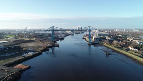 Drone-footage-of-the-Tees-Transporter-Bridge,-Middlesbrough,-England