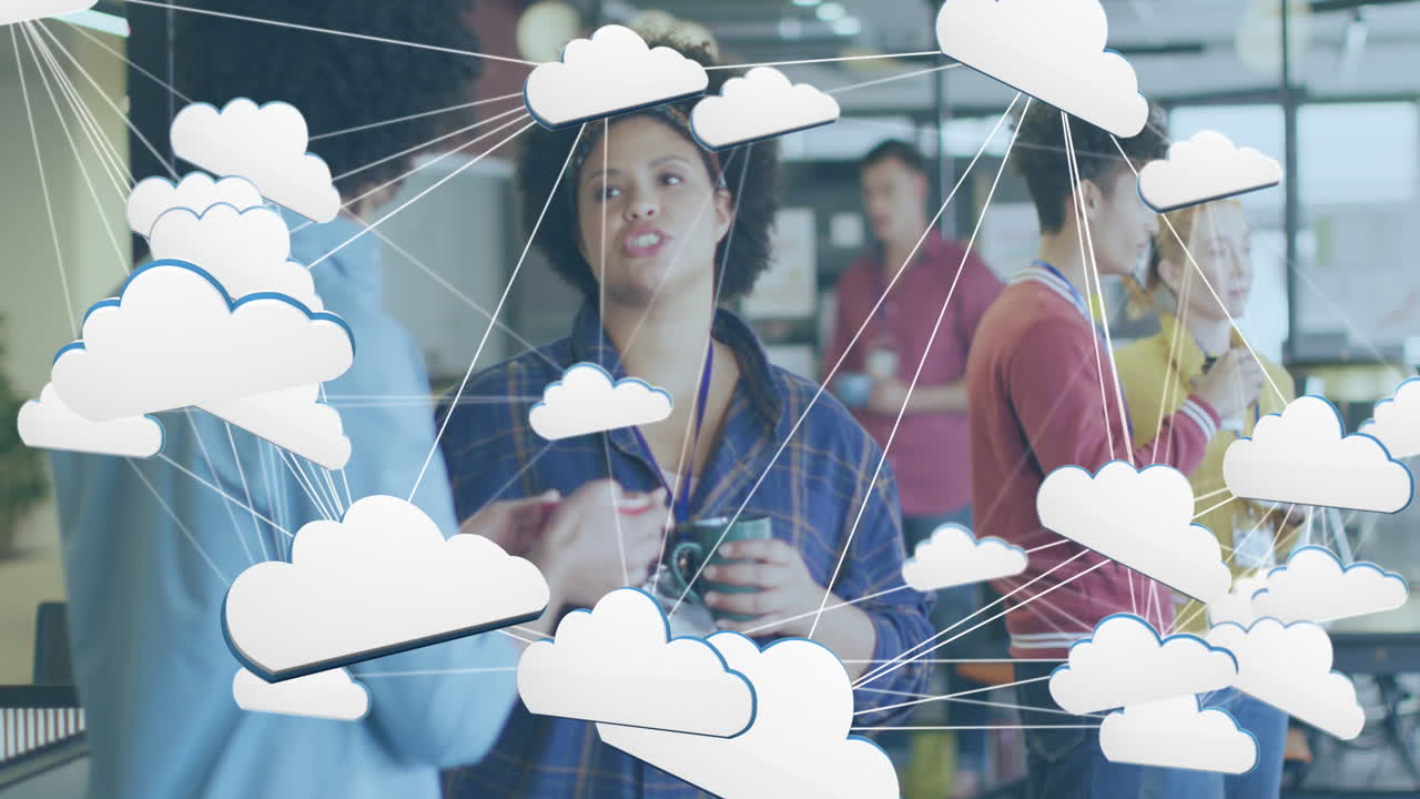 animación de la red de conexiones con iconos sobre diversas personas de negocios