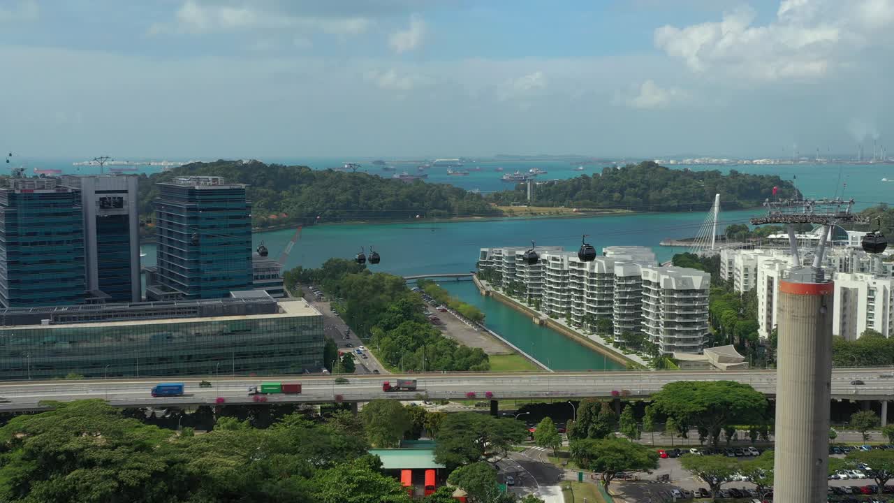 싱가포르 시, 은 날, 센토사 섬, 교통, 도로, 베이, 파니컬러, 공중 파노라마, 4k