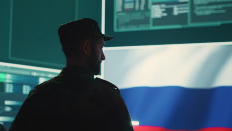 Russian-military-personnel-in-high-tech-government-office