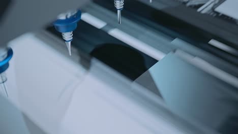 la máquina de placas de circuitos automatizados produce placas electrónicas digitales impresas