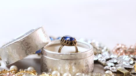 beautiful fashion and vintage jewelry with precious shiny stones, pearls and diamonds for women
