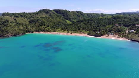 Tranquil-Turquoise-Waters-Of-Playa-Colorada,-Las-Galeras,-Samana,-Republica-Dominicana-Aerial-Shot