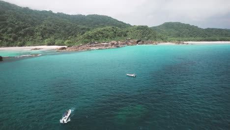 Big-island-Ilha-Grande-tropical-beach-Angra-dos-Reis,-Rio-de-Janeiro,-Brazil