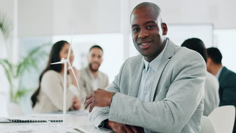 Portrait-of-black-man,-smile-in