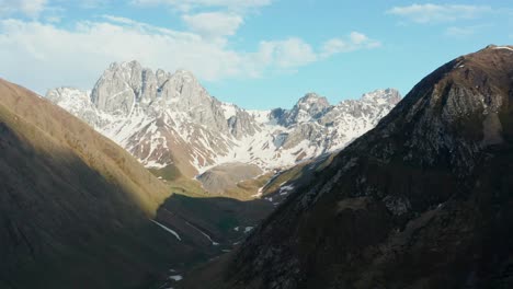 Stunning-aerial-panoramic-view-of-a-mountain-range