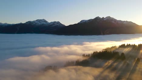 Sunset-and-clouds-over-mountainous-countryside