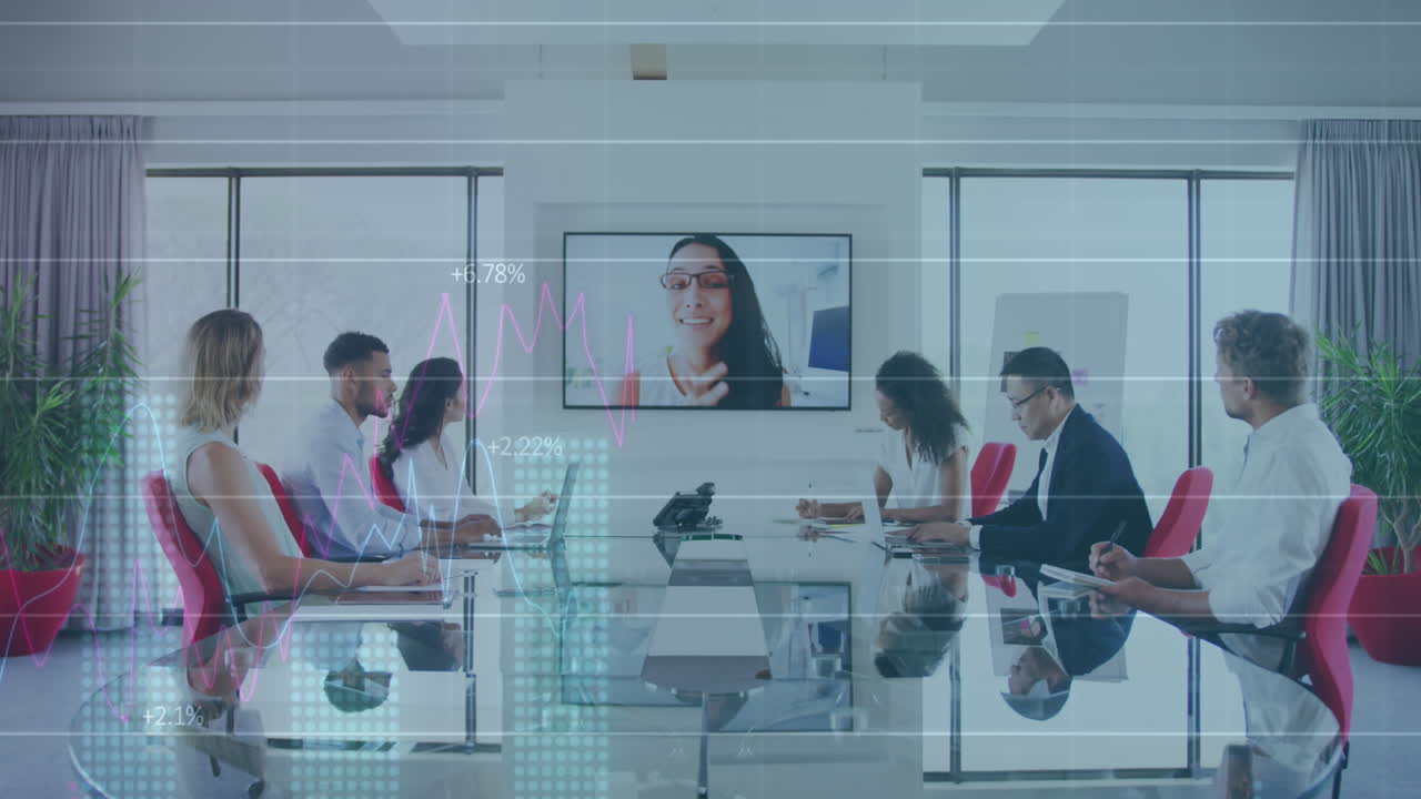 비디오 컨퍼런스에서 비즈니스 동료들과 데이터와 통계를 보여주는 인터페이스의 애니메이션