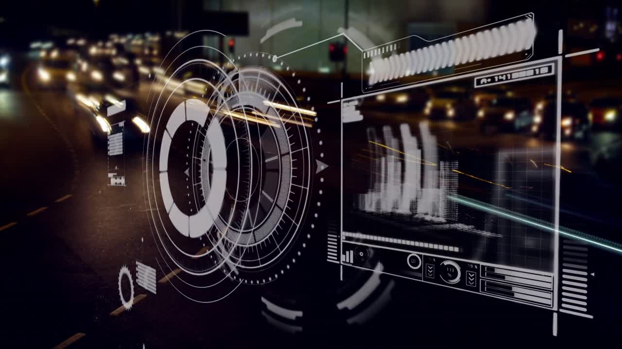 밤에는 도시 교통의 공중 시야를 대비하여 데이터 처리를 하는 인터페이스의 애니메이션.