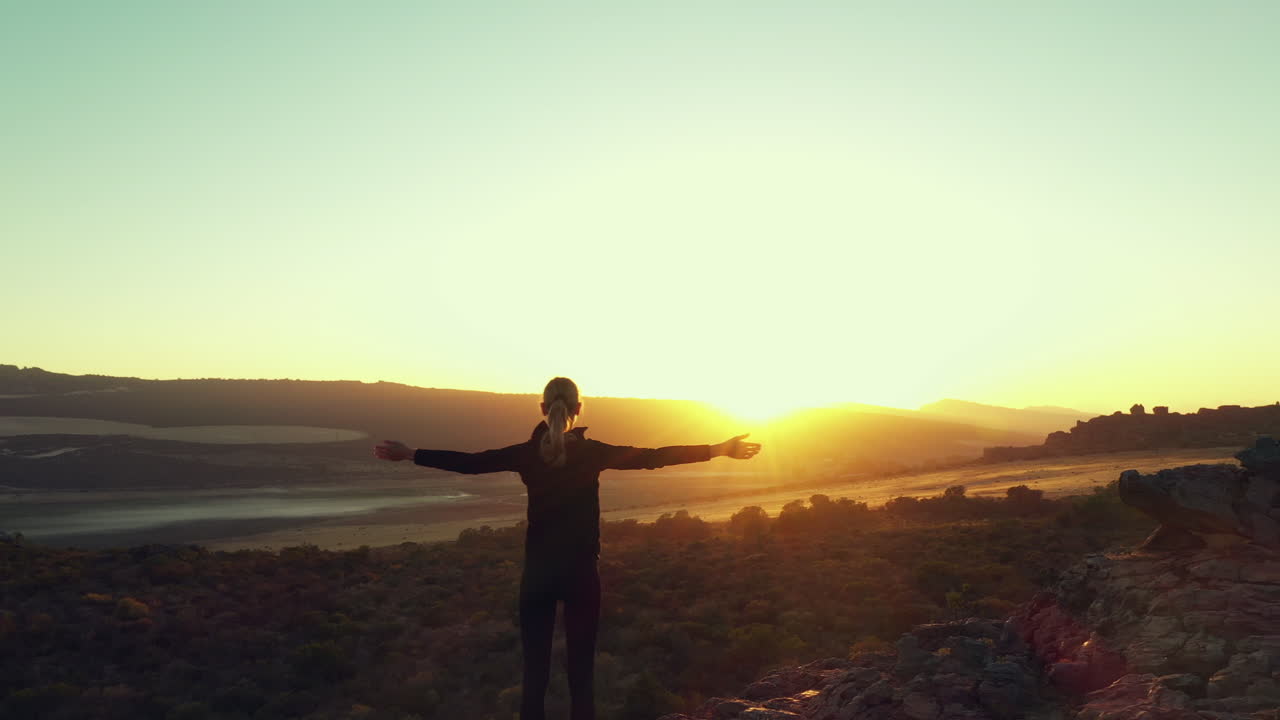 요가처럼 평화를 가져다주는 것은 아무것도 없습니다.