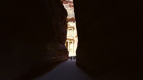 el siq y el tesoro de petra.