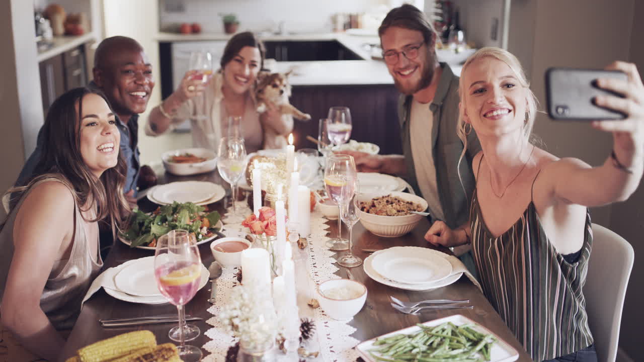 nuestros amigos, nuestra familia