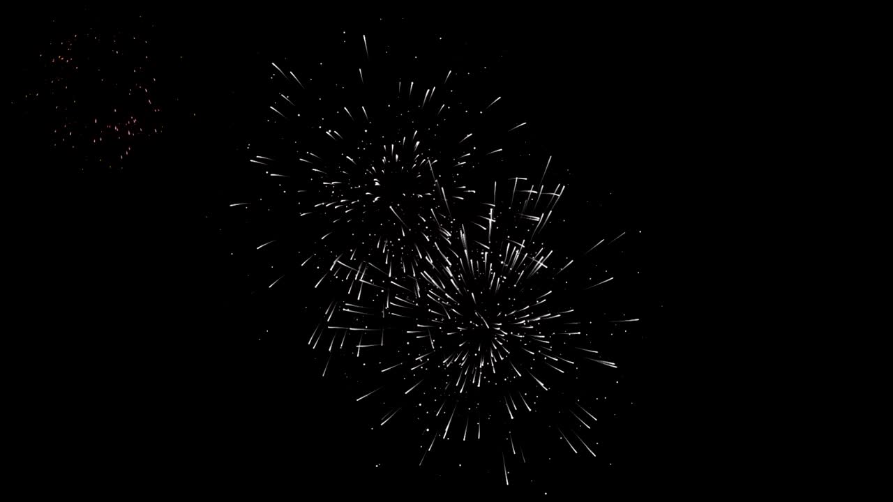 전문적인 대형 불꽃놀이 이벤트에서 멋진 불꽃놀이는 생일, 기념일, 축제, 휴가, 새해, 파티, 이벤트 축제, 초청을 위해 원활한 루프 배경을 표시합니다.