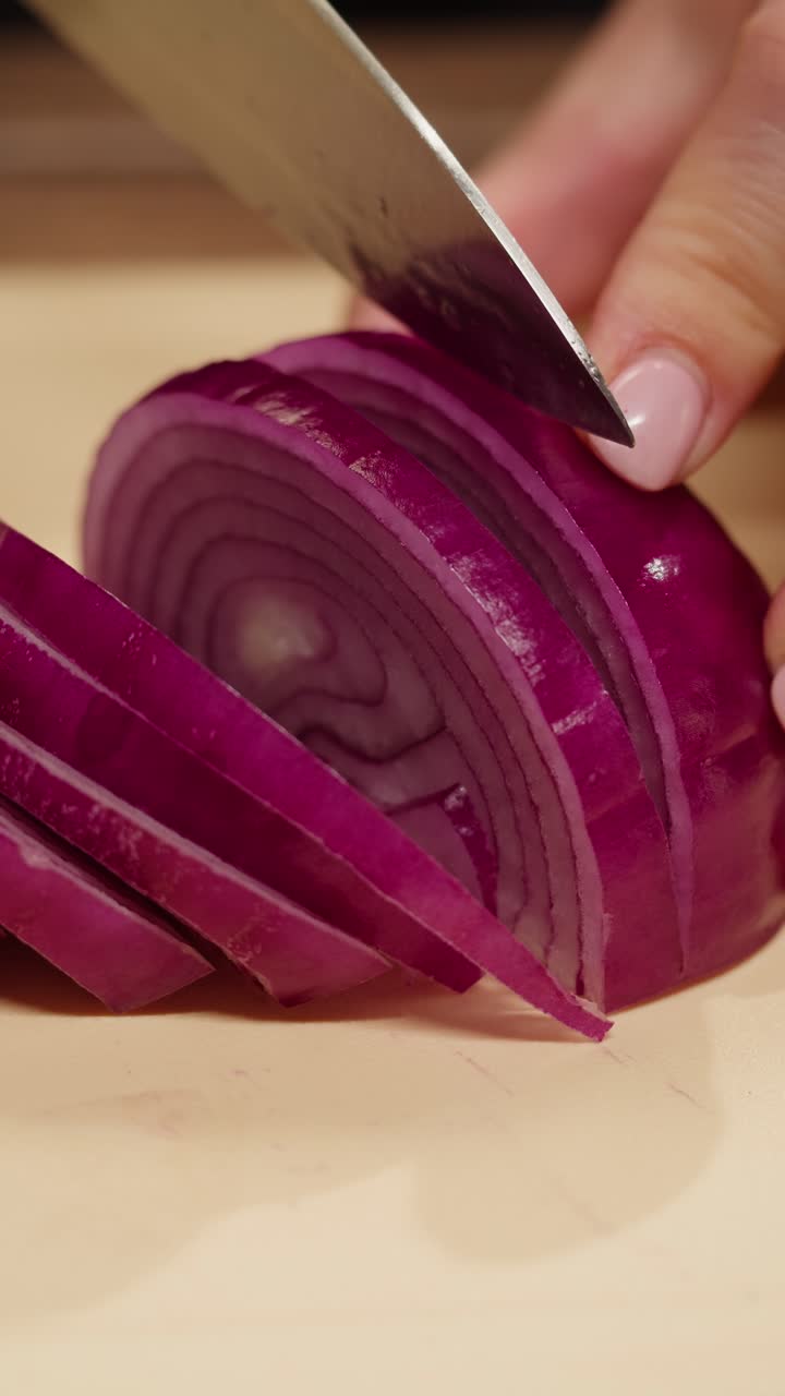 Slicing a Red Onion