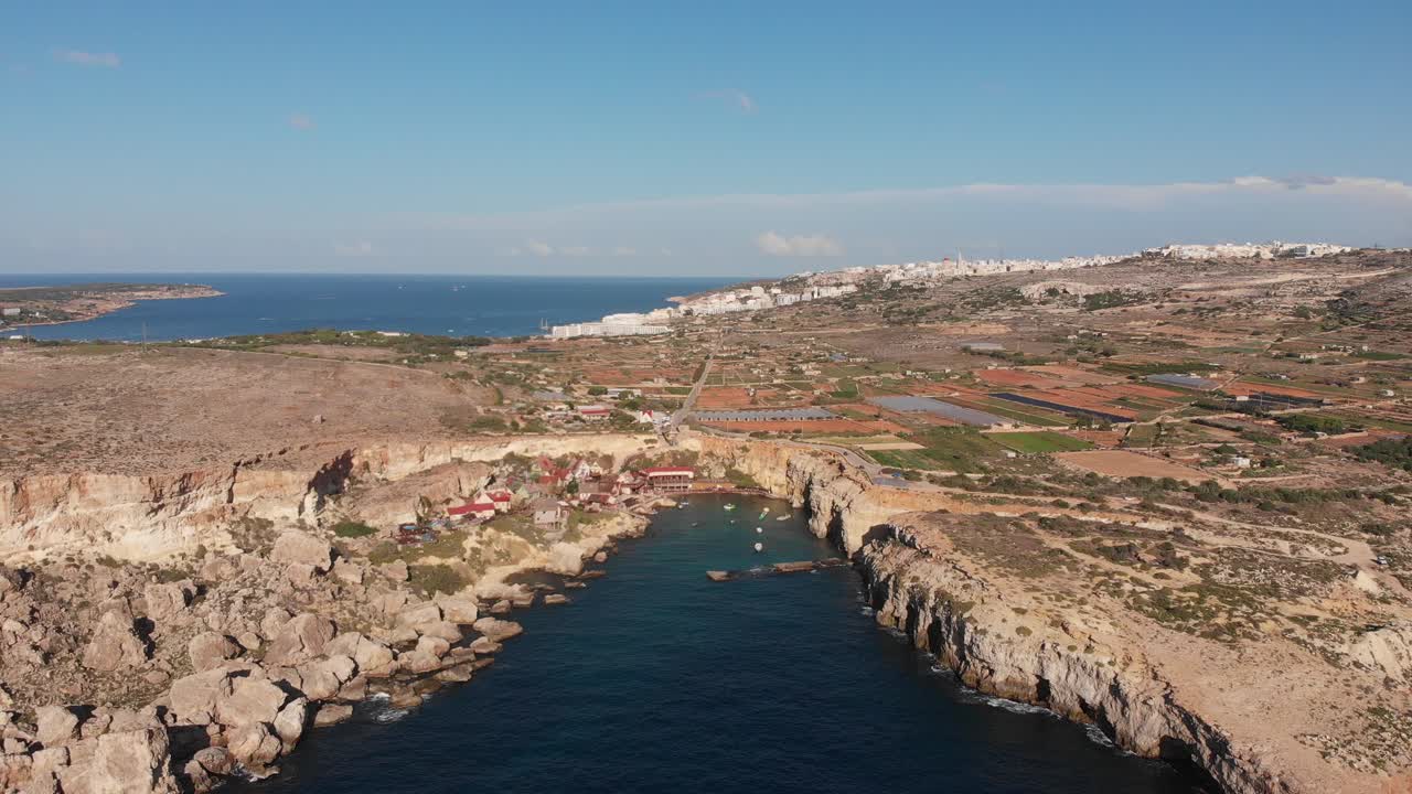 Video aereo con drone da Malta, Mellieha e dintorni