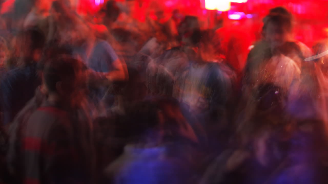 ajetreado club nocturno timelapse 05