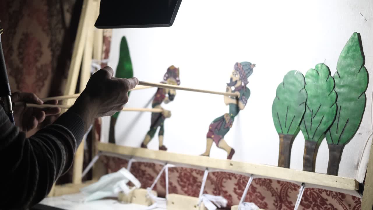 카라고즈와 하치바트 연극