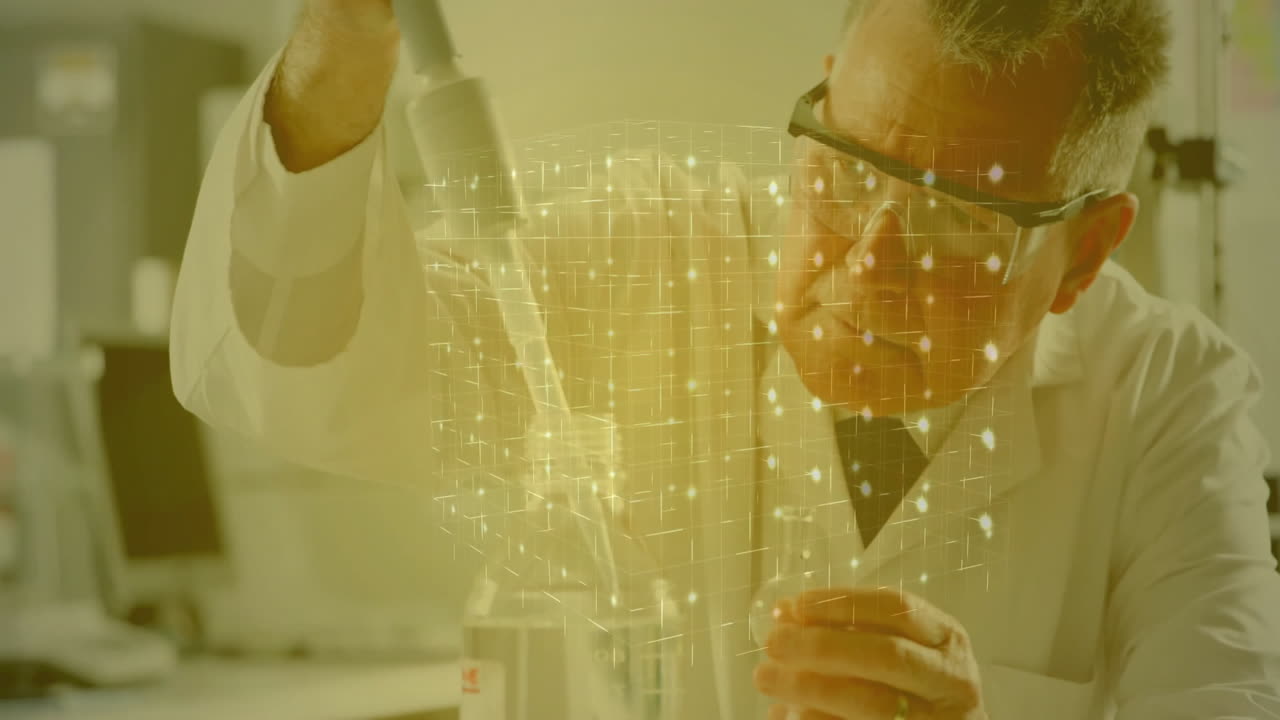 animación de una red de conexiones sobre un científico caucásico haciendo un experimento en el laboratorio