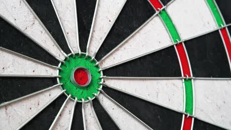 4k - darts. dart hits the bullseye