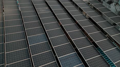worli prabhadevi mumbai india por la mañana panel solar paisaje vista de pájaro disparo de drone