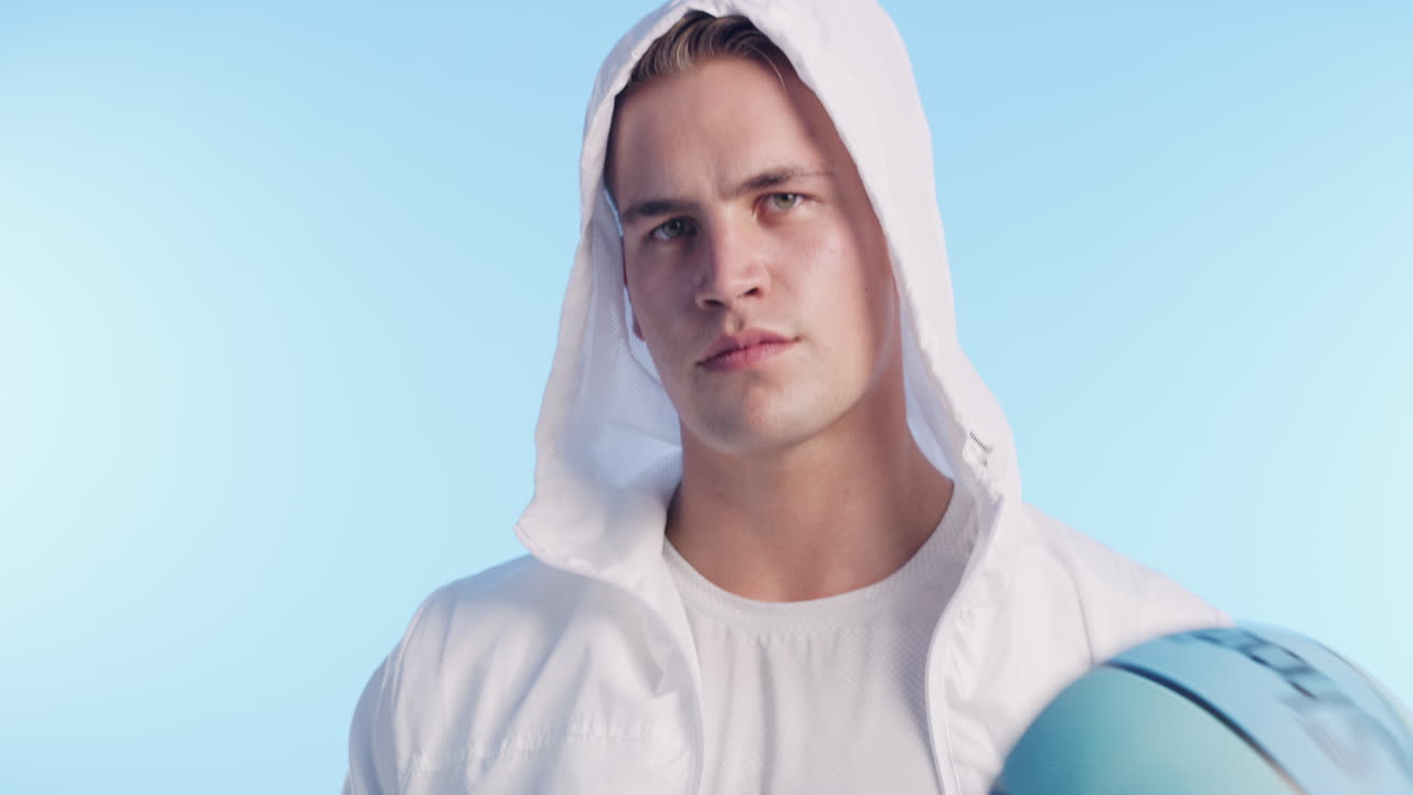 I'm the king of this basketball court